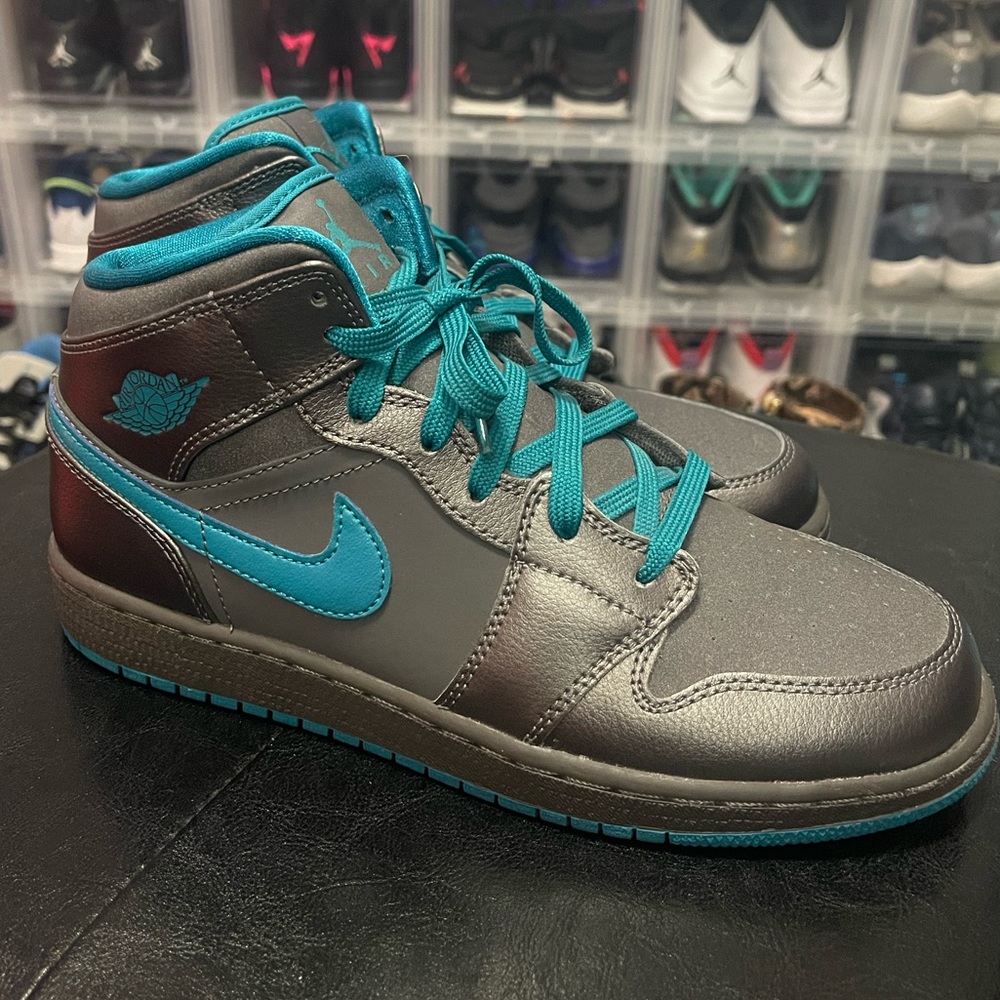AIR JORDAN 1 MID GG -DARK GREY/TEAL